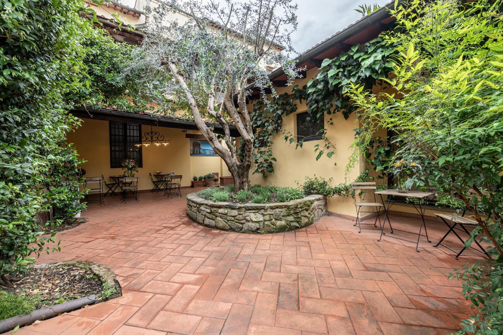 Cortile Santa Monaca Apartamento Florença Exterior foto